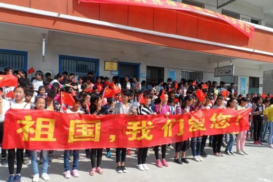 秦焱沈轻语是什么小说游戏画面
